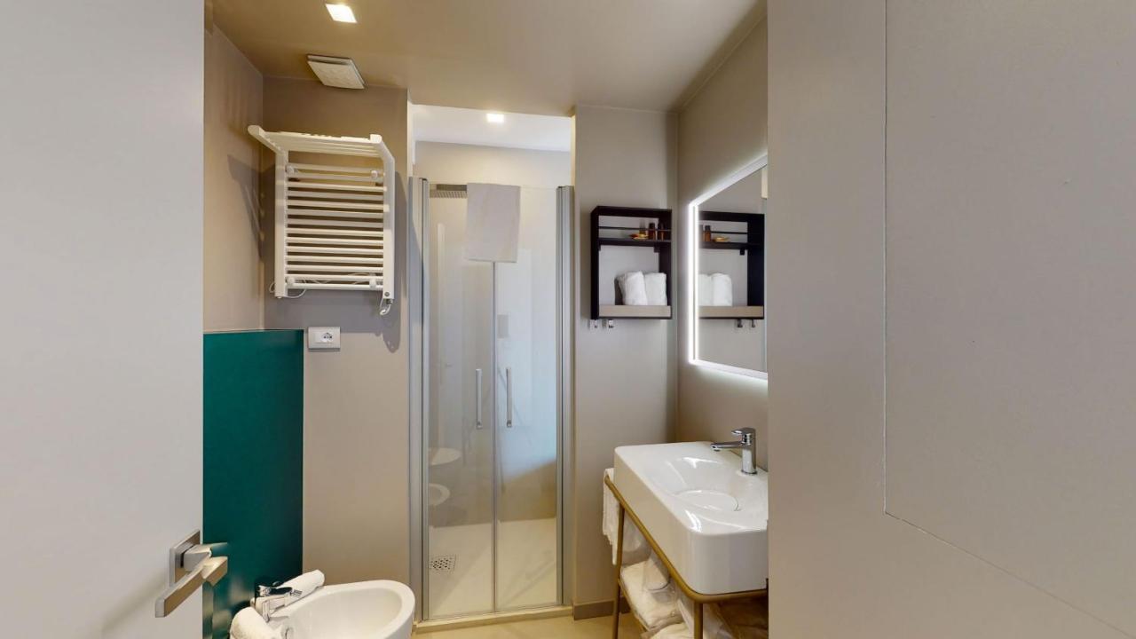 Large Single Room,1174227672:JPEG