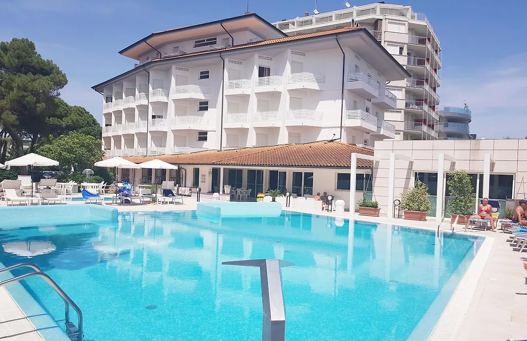 Hotel Bristol-1
