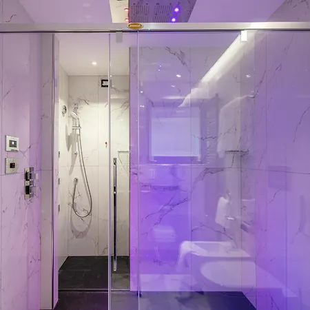 Monaco Suites Hotel-3